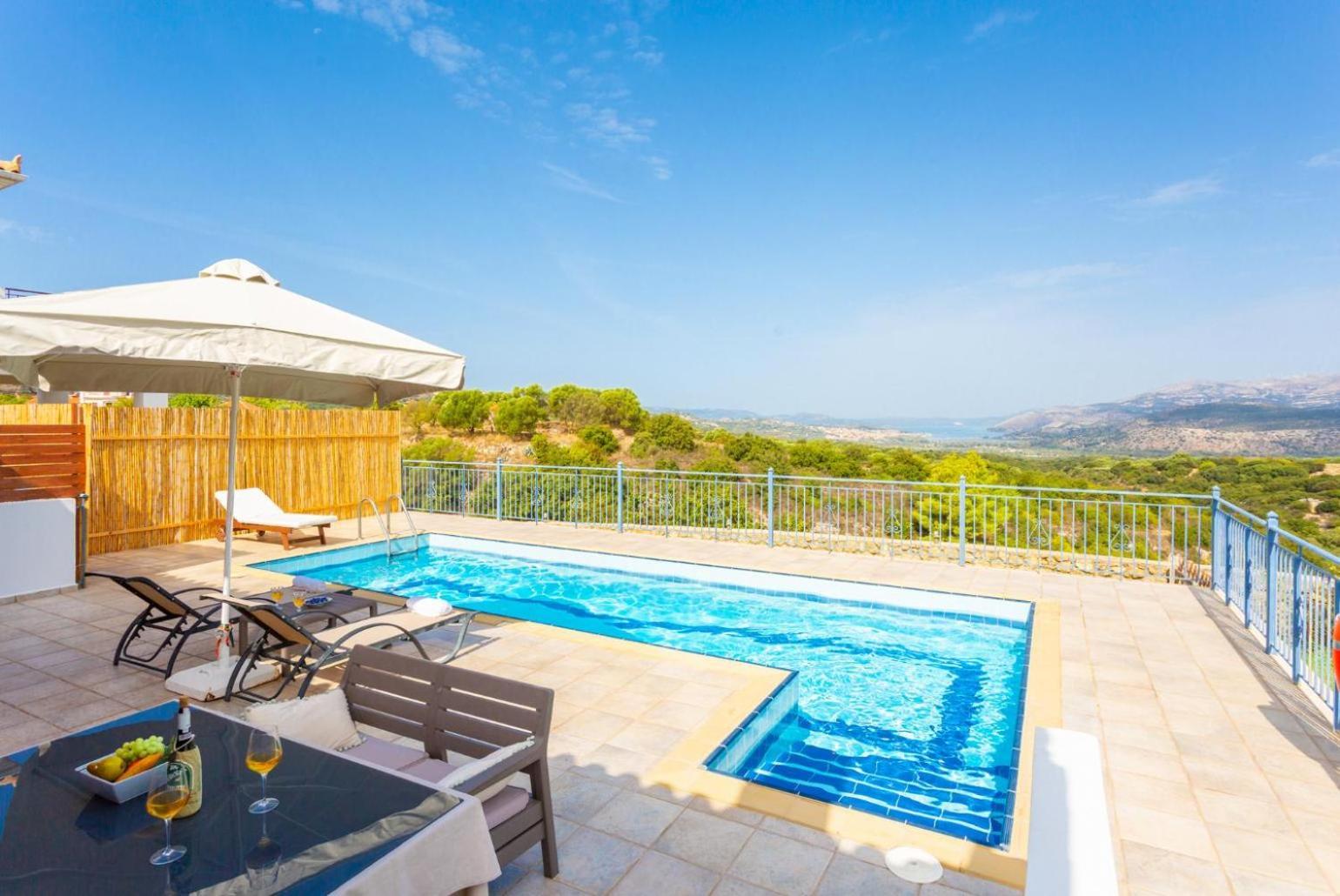 Villa Europe Ena Lakíthra Exterior foto